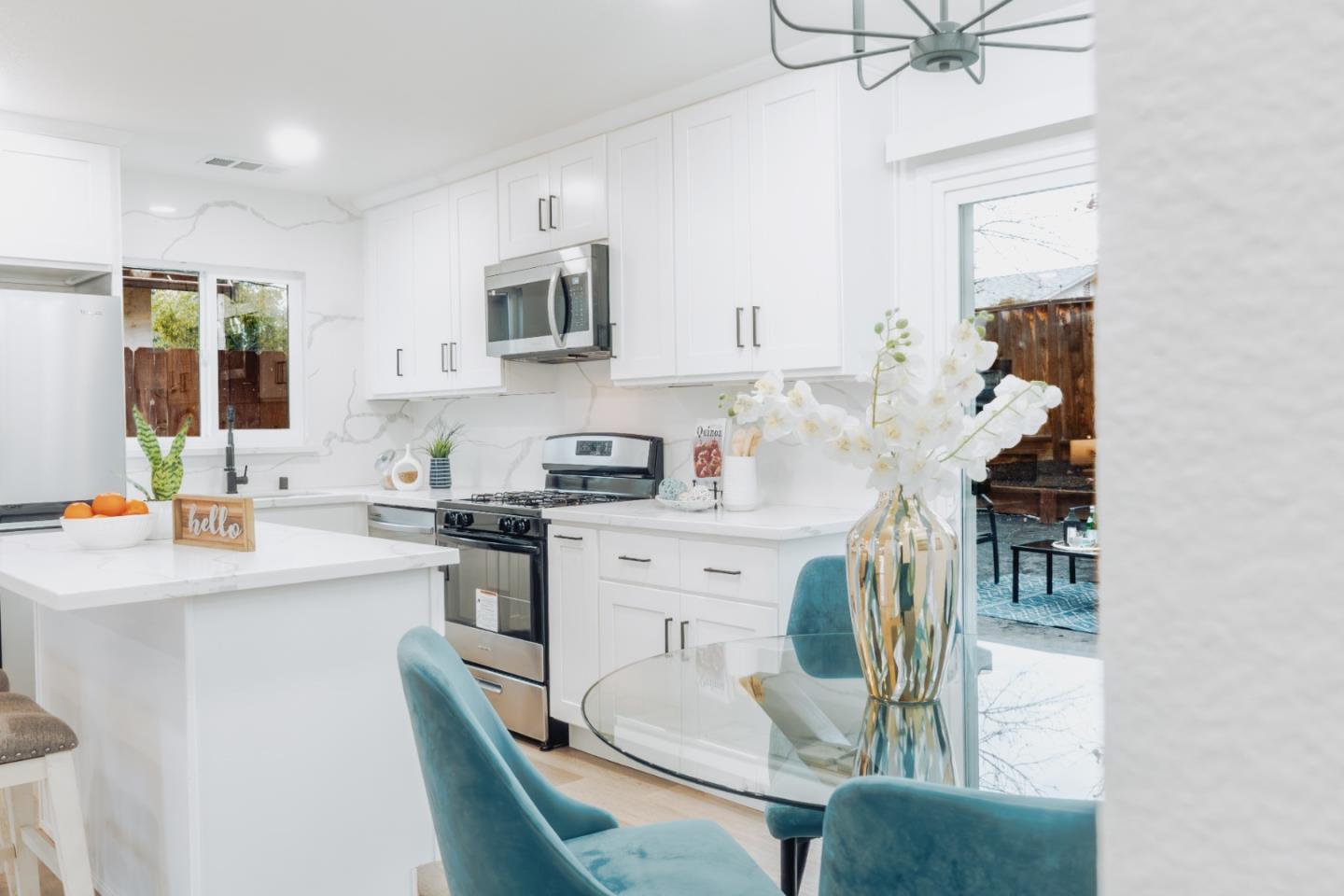 Detail Gallery Image 10 of 52 For 1452 Lochner Dr, San Jose,  CA 95127 - 3 Beds | 2 Baths