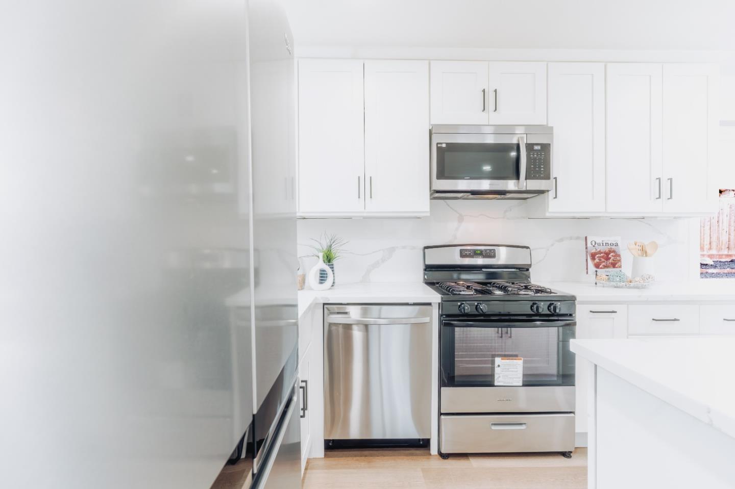 Detail Gallery Image 13 of 52 For 1452 Lochner Dr, San Jose,  CA 95127 - 3 Beds | 2 Baths