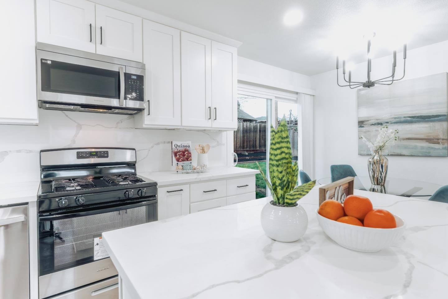 Detail Gallery Image 14 of 52 For 1452 Lochner Dr, San Jose,  CA 95127 - 3 Beds | 2 Baths