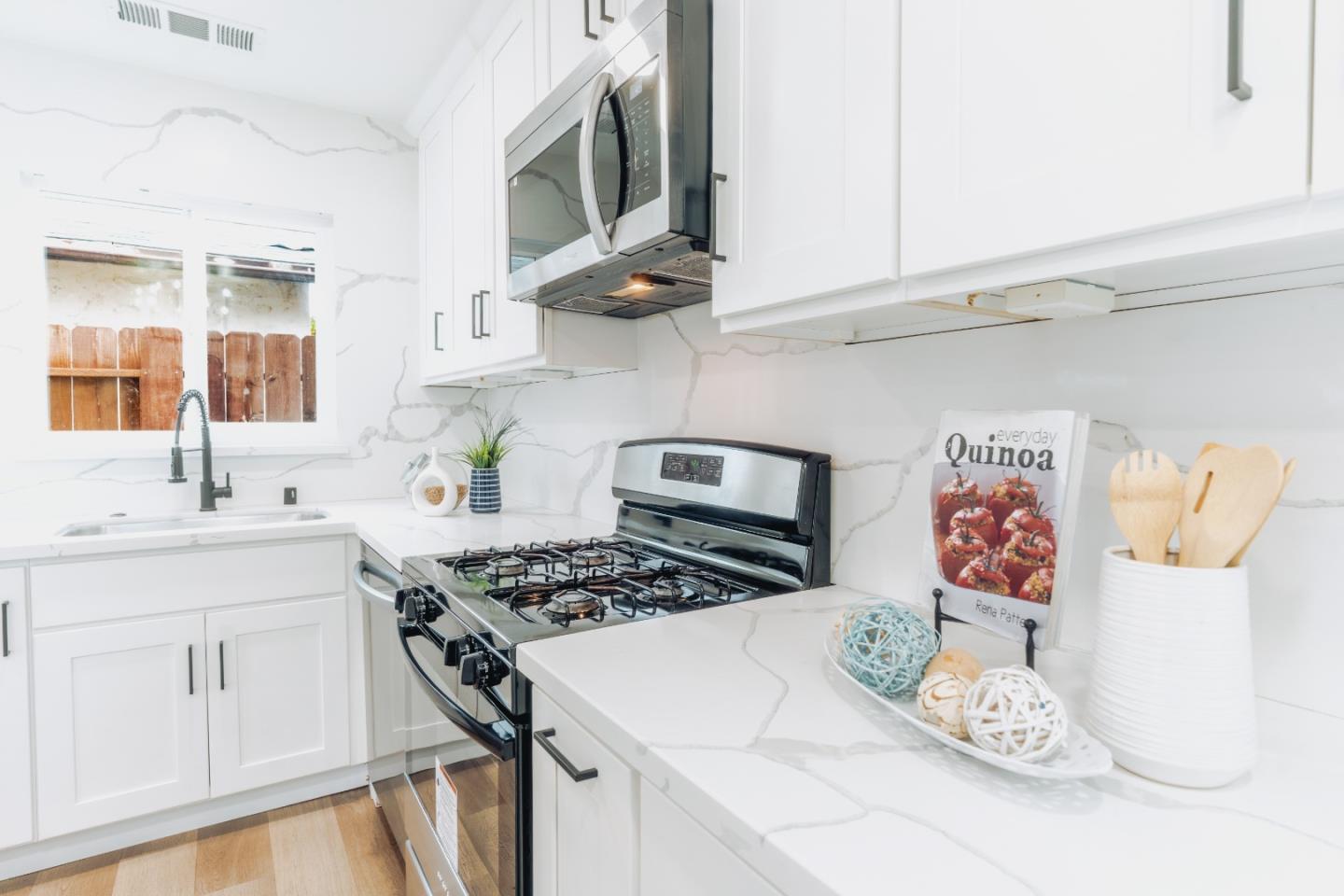 Detail Gallery Image 17 of 52 For 1452 Lochner Dr, San Jose,  CA 95127 - 3 Beds | 2 Baths