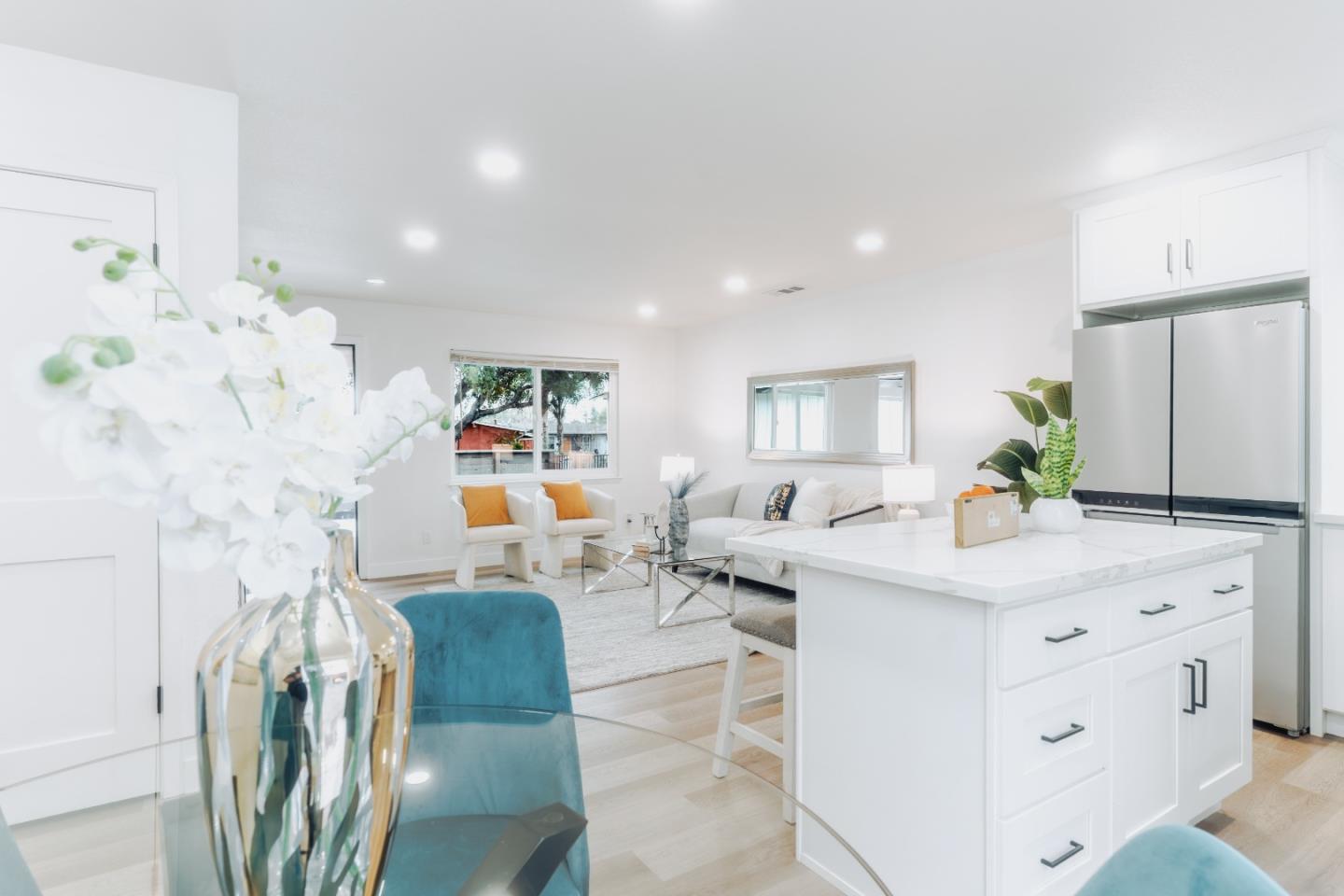 Detail Gallery Image 9 of 52 For 1452 Lochner Dr, San Jose,  CA 95127 - 3 Beds | 2 Baths