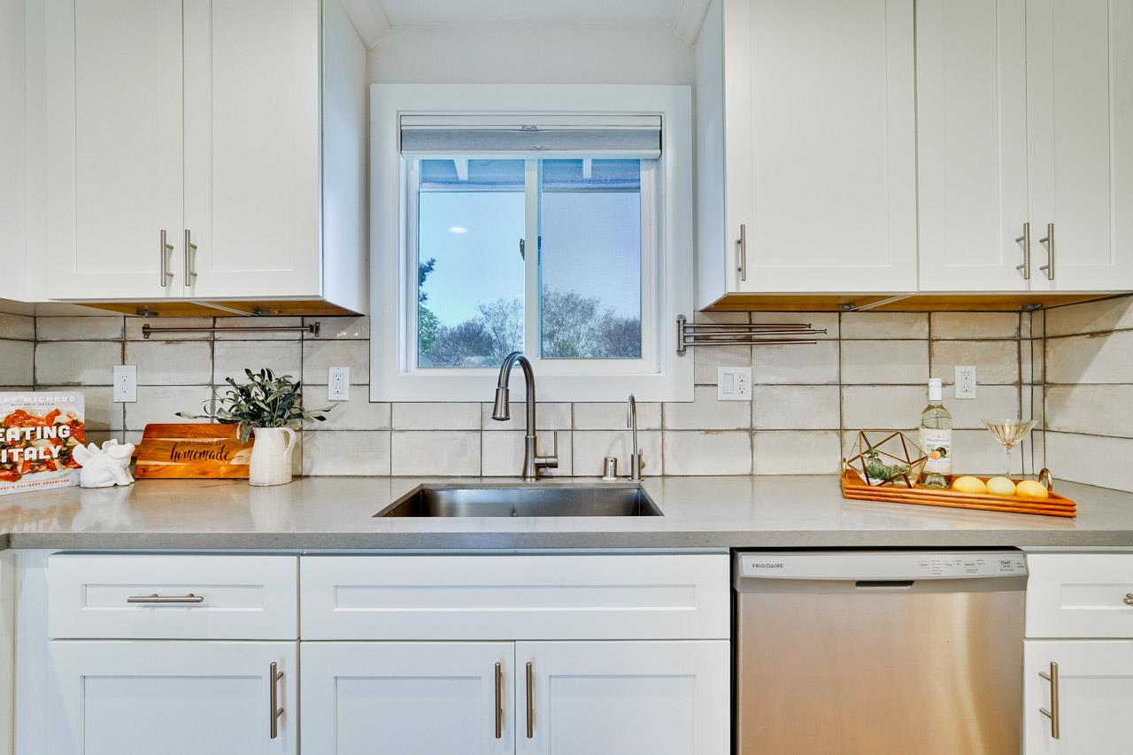 Detail Gallery Image 14 of 46 For 5596 Vassar Dr, San Jose,  CA 95118 - 3 Beds | 2 Baths