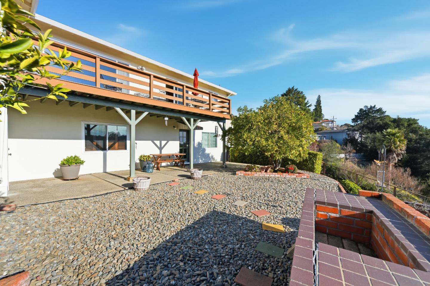 Detail Gallery Image 41 of 51 For 217 Bay View Dr, San Carlos,  CA 94070 - 4 Beds | 2/1 Baths