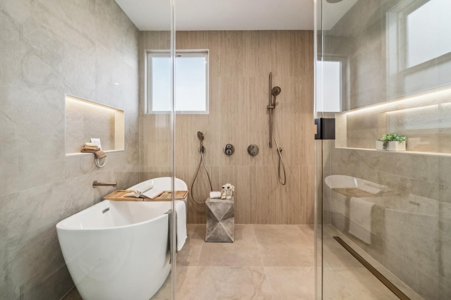 Detail Gallery Image 21 of 54 For 2530 27th Ave, San Francisco,  CA 94116 - 4 Beds | 4 Baths