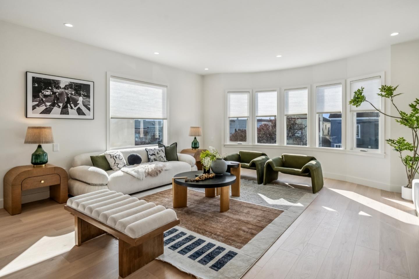 Detail Gallery Image 7 of 54 For 2530 27th Ave, San Francisco,  CA 94116 - 4 Beds | 4 Baths