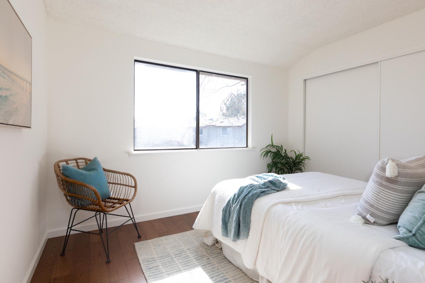 Detail Gallery Image 10 of 20 For 1165 Whitewater Cv #1165,  Santa Cruz,  CA 95062 - 2 Beds | 1 Baths