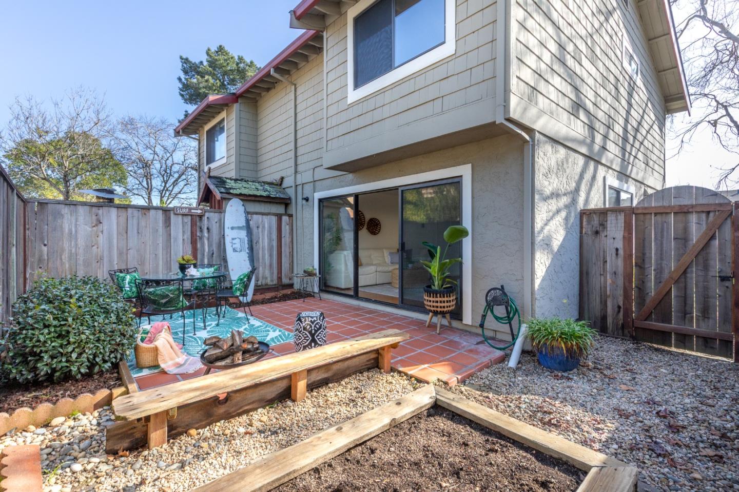 Detail Gallery Image 18 of 20 For 1165 Whitewater Cv #1165,  Santa Cruz,  CA 95062 - 2 Beds | 1 Baths