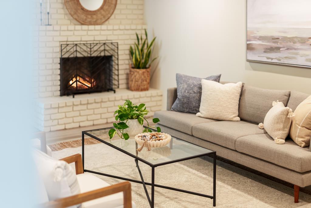 Detail Gallery Image 7 of 47 For 615 Clubhouse Dr, Aptos,  CA 95003 - 4 Beds | 2 Baths