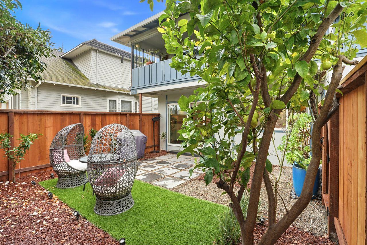 Detail Gallery Image 16 of 20 For 633 Highland Ave #1,  San Mateo,  CA 94401 - 2 Beds | 1 Baths