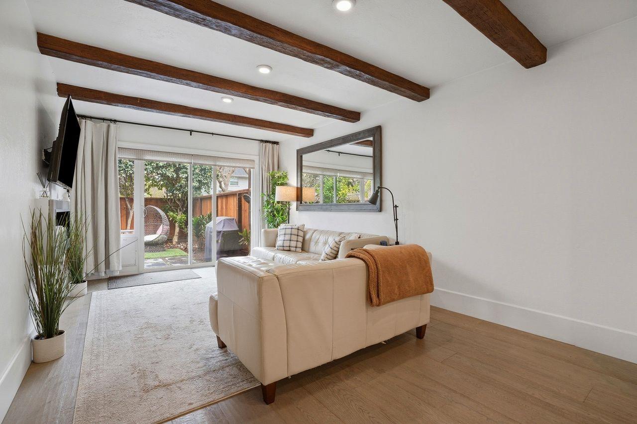 Detail Gallery Image 5 of 20 For 633 Highland Ave #1,  San Mateo,  CA 94401 - 2 Beds | 1 Baths