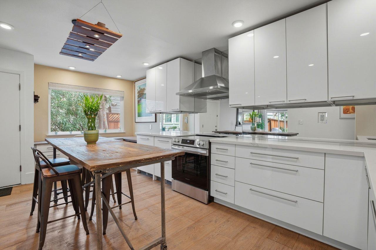 Detail Gallery Image 8 of 20 For 633 Highland Ave #1,  San Mateo,  CA 94401 - 2 Beds | 1 Baths