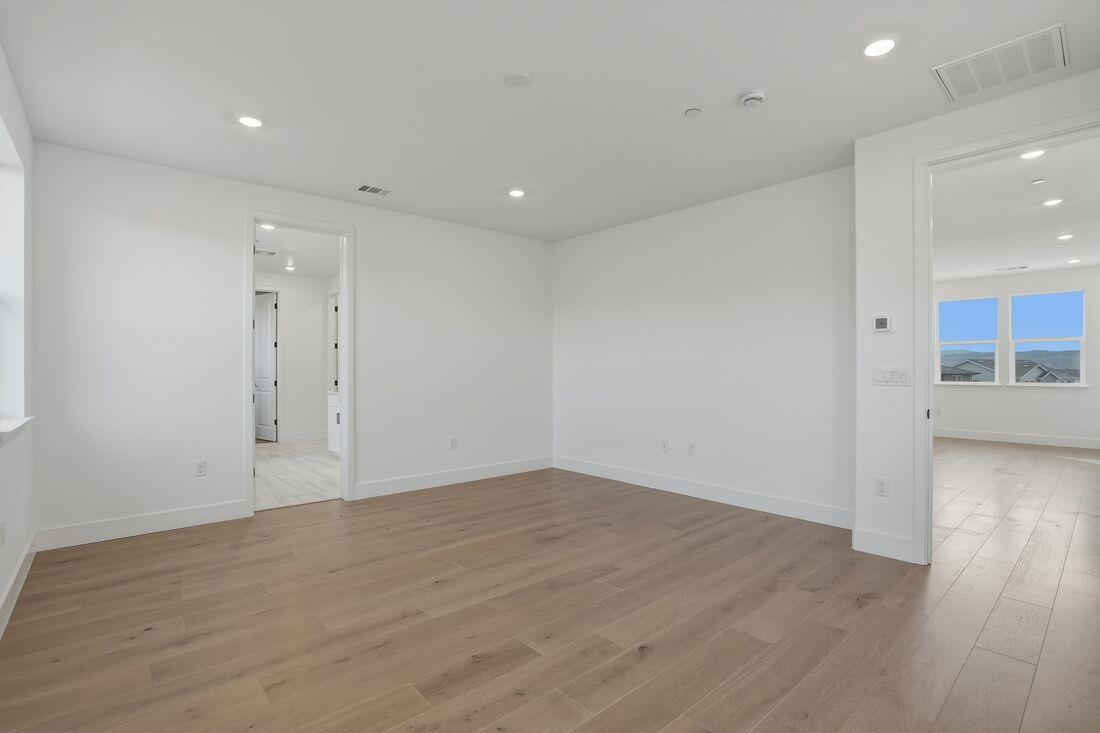 Detail Gallery Image 9 of 20 For 1901 Michael Ave, Dublin,  CA 94568 - 4 Beds | 3 Baths