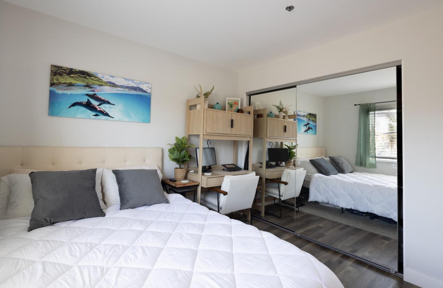 Detail Gallery Image 8 of 12 For 103 Mangano Cir, Encinitas,  CA 92024 - 2 Beds | 2 Baths