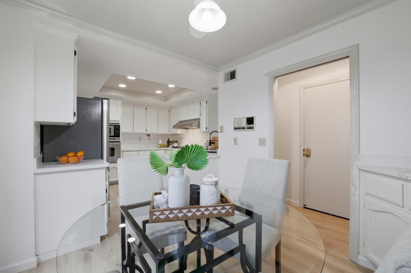 Detail Gallery Image 16 of 38 For 1059 Quail Creek Cir, San Jose,  CA 95120 - 3 Beds | 2 Baths