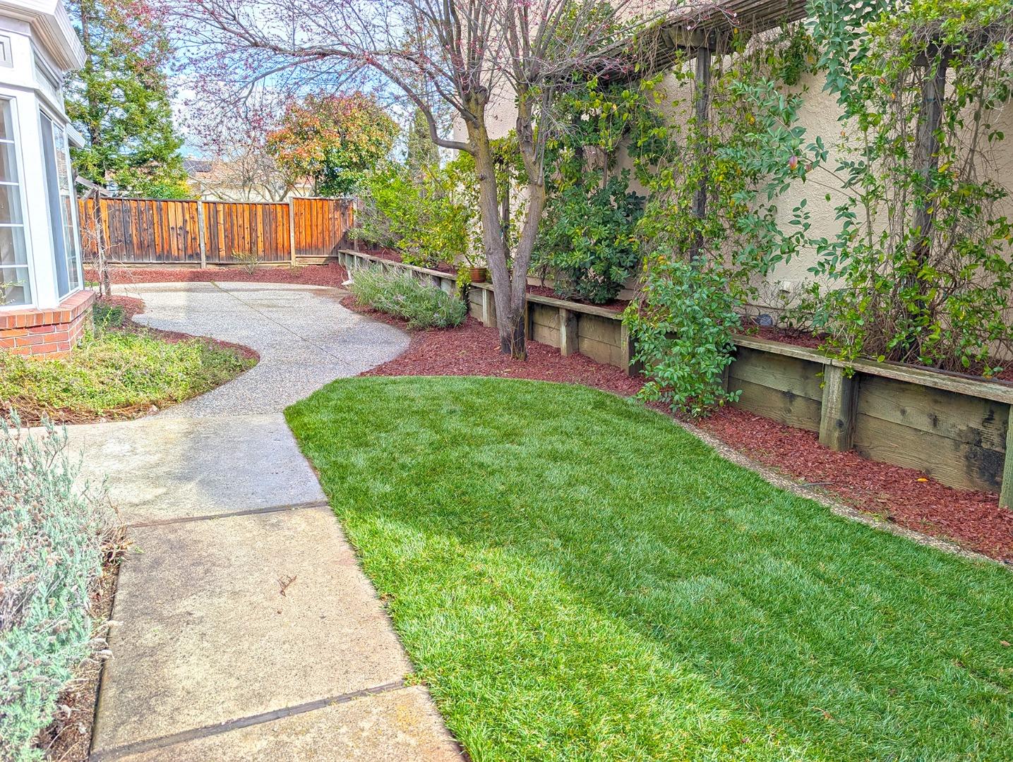 Detail Gallery Image 30 of 38 For 1059 Quail Creek Cir, San Jose,  CA 95120 - 3 Beds | 2 Baths