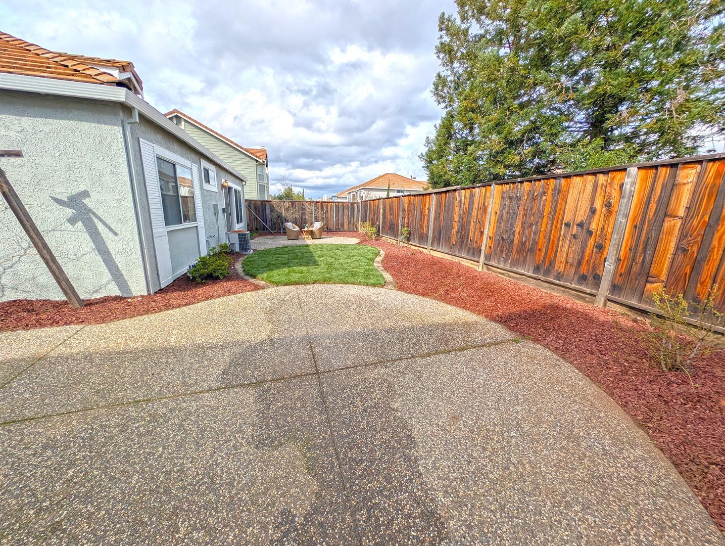 Detail Gallery Image 35 of 38 For 1059 Quail Creek Cir, San Jose,  CA 95120 - 3 Beds | 2 Baths