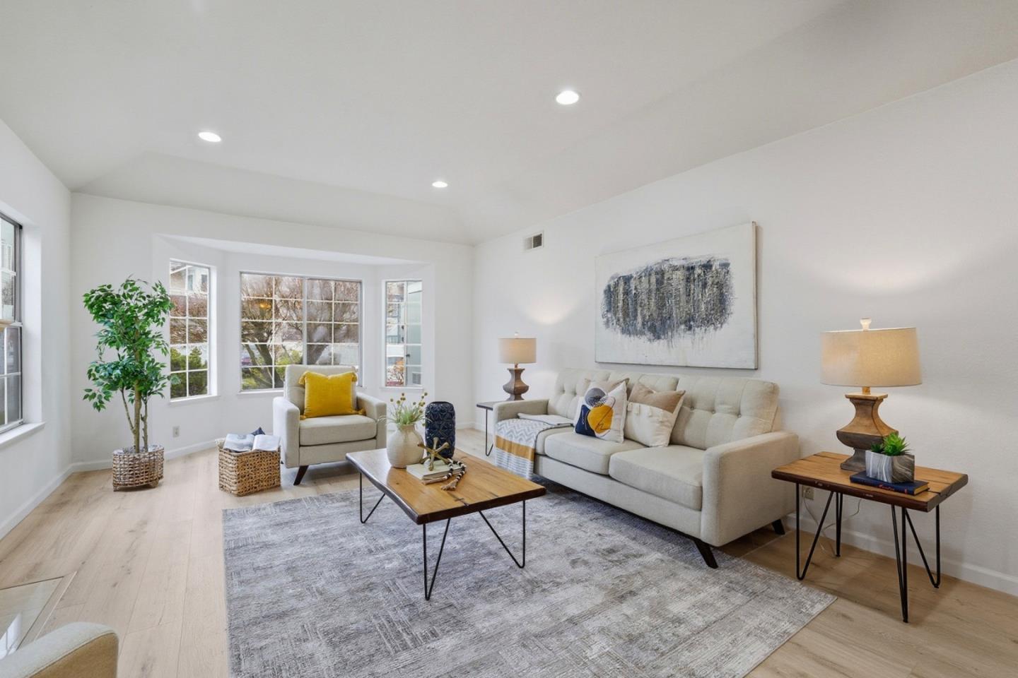 Detail Gallery Image 5 of 38 For 1059 Quail Creek Cir, San Jose,  CA 95120 - 3 Beds | 2 Baths