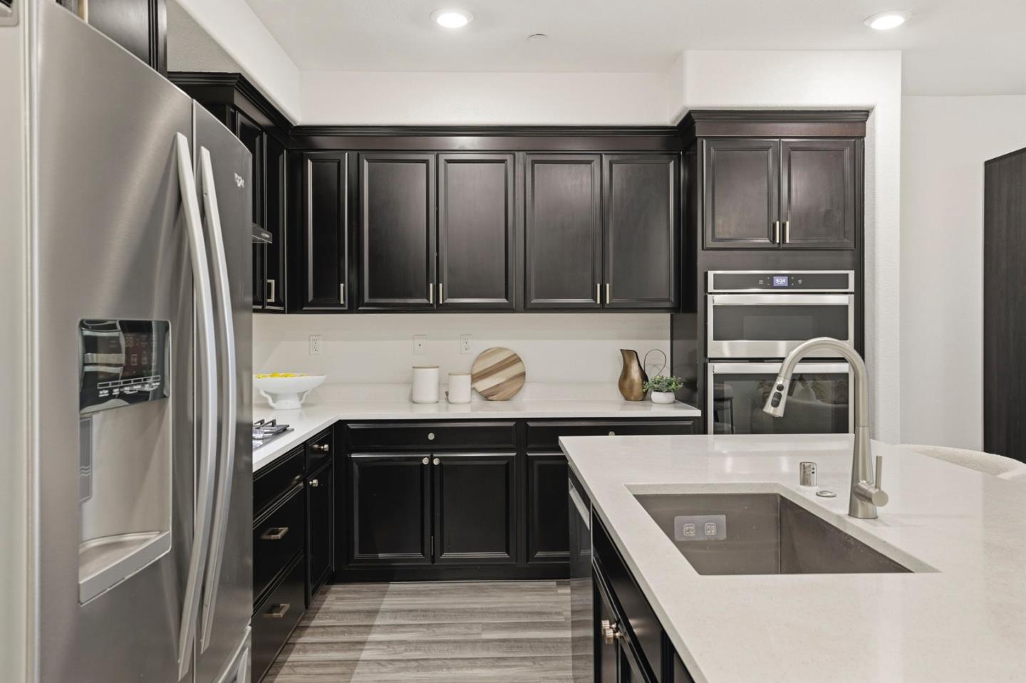 Detail Gallery Image 13 of 62 For 6816 Vector Ct, San Jose,  CA 95119 - 3 Beds | 3 Baths