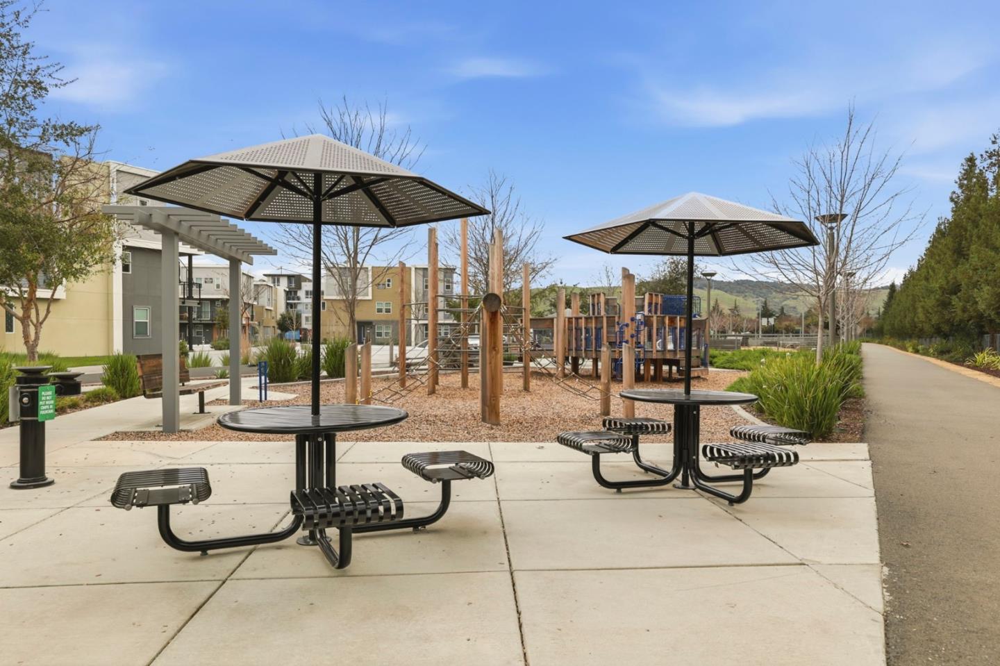 Detail Gallery Image 37 of 62 For 6816 Vector Ct, San Jose,  CA 95119 - 3 Beds | 3 Baths