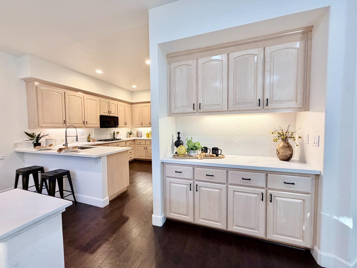 Photo #17: ML82034858 Listing: Photo #17