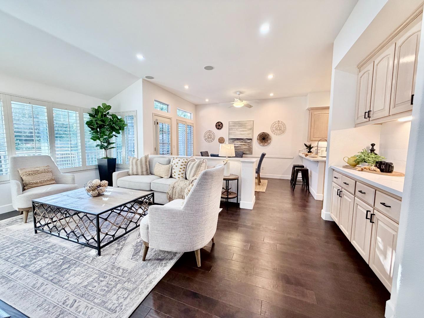 Photo #5: ML82034858 Listing: Photo #5