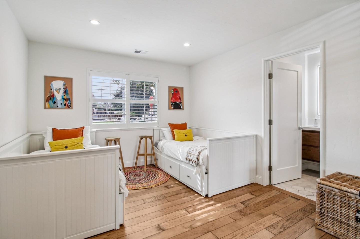 Detail Gallery Image 29 of 114 For 2791 Scott St, San Jose,  CA 95128 - 5 Beds | 5 Baths