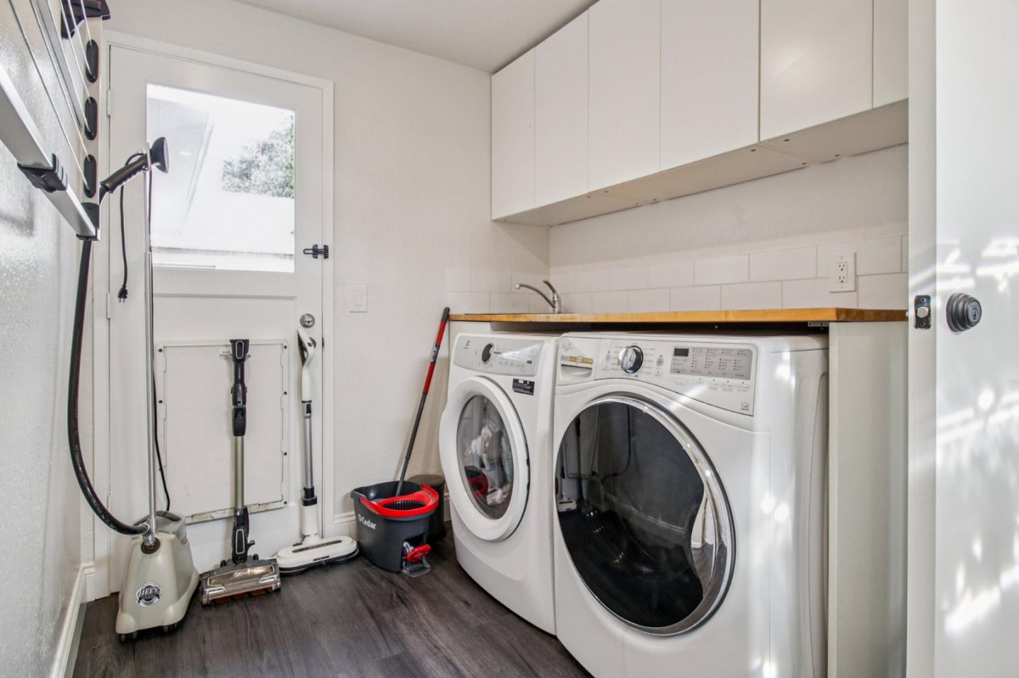 Detail Gallery Image 36 of 114 For 2791 Scott St, San Jose,  CA 95128 - 5 Beds | 5 Baths