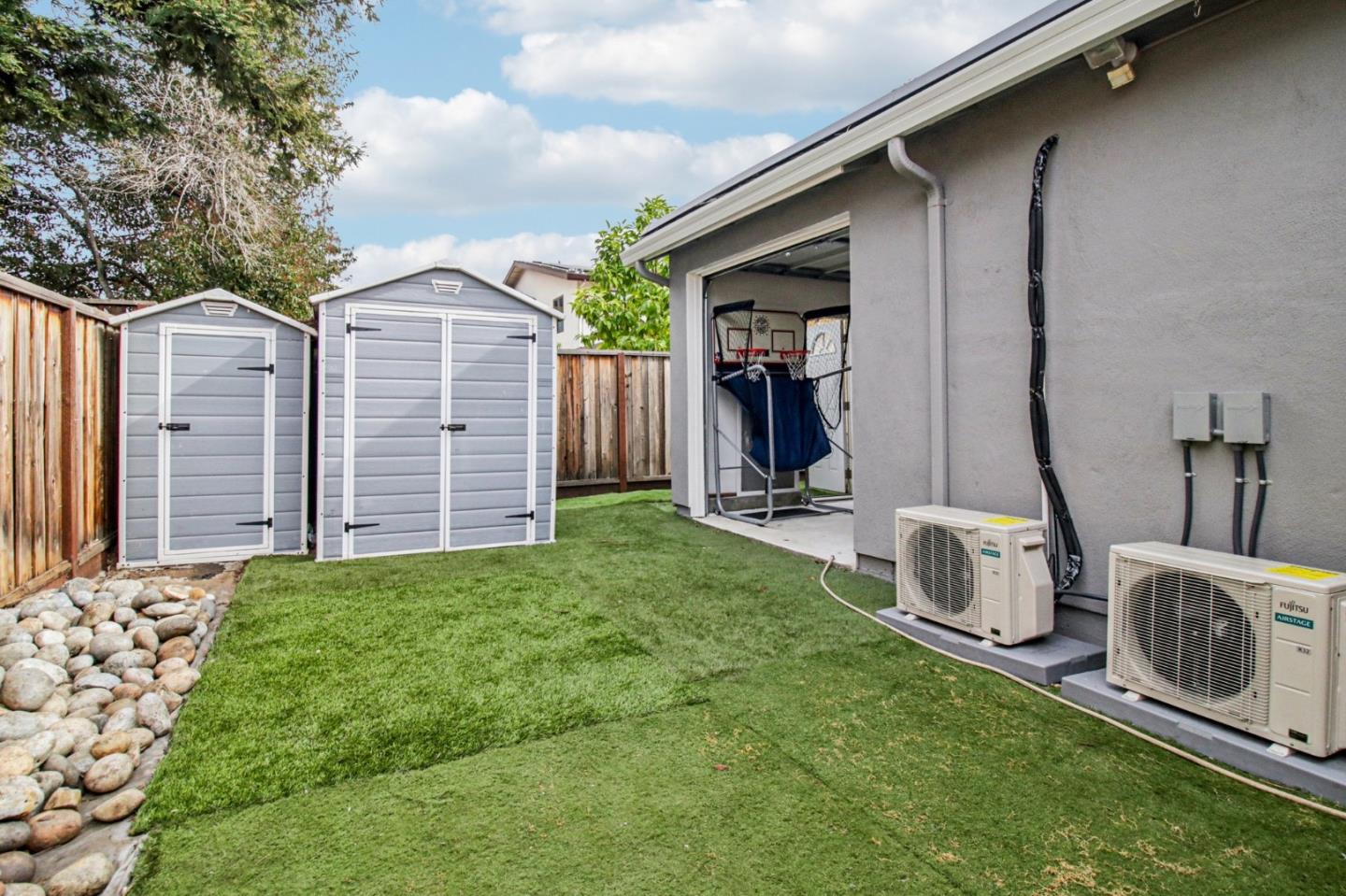 Detail Gallery Image 62 of 114 For 2791 Scott St, San Jose,  CA 95128 - 5 Beds | 5 Baths