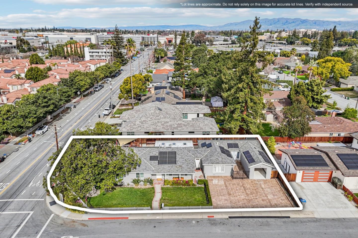 Detail Gallery Image 90 of 114 For 2791 Scott St, San Jose,  CA 95128 - 5 Beds | 5 Baths