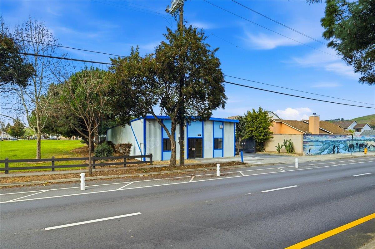 Detail Gallery Image 27 of 57 For 593 Industrial Parkway West, Hayward,  CA 94544 - – Beds | – Baths