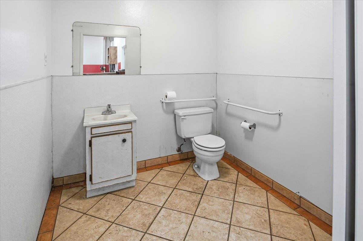 Detail Gallery Image 43 of 57 For 593 Industrial Parkway West, Hayward,  CA 94544 - – Beds | – Baths