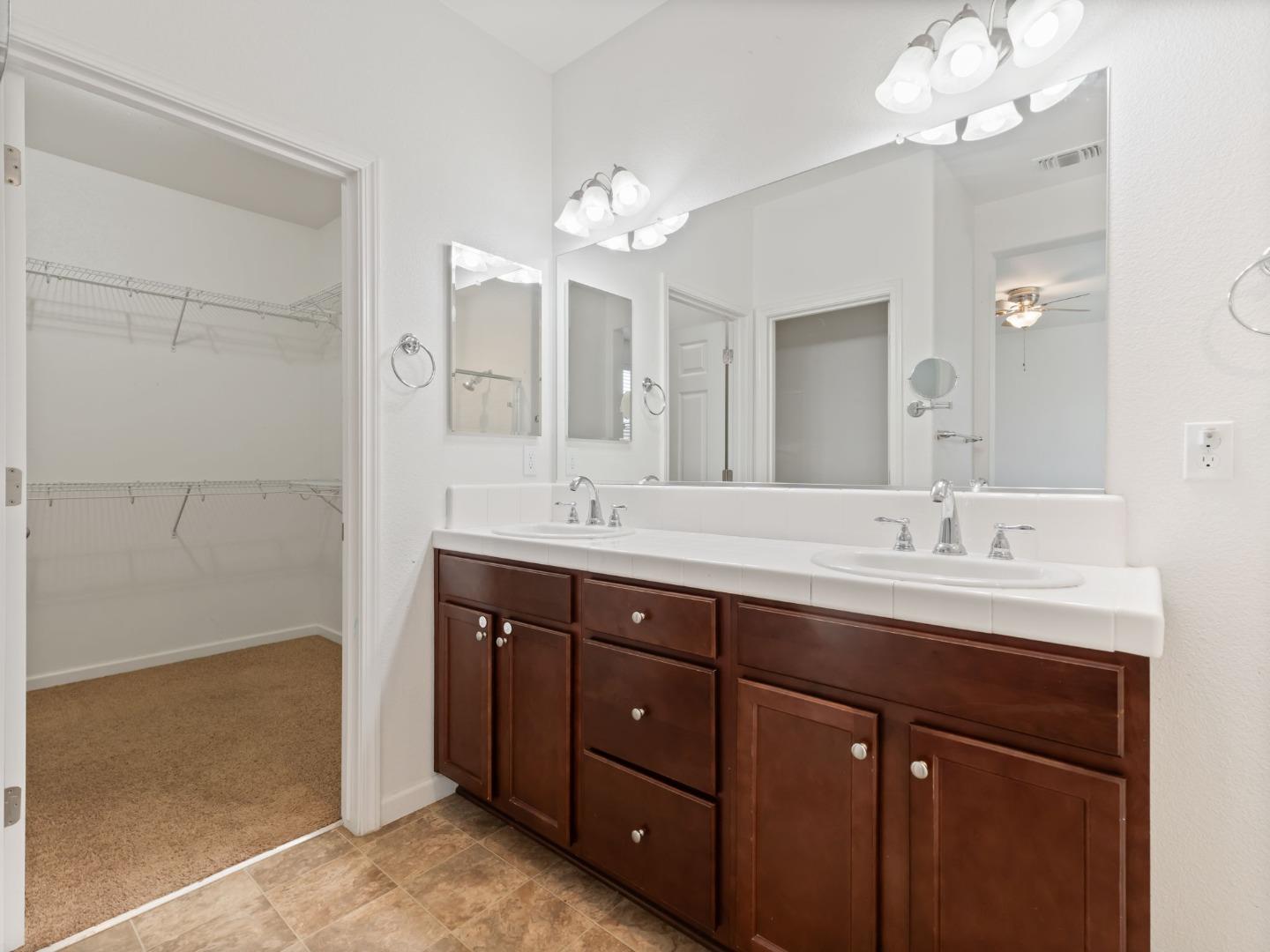 Detail Gallery Image 30 of 41 For 101 Rancho Mirage Rd, Madera,  CA 93638 - 3 Beds | 2 Baths