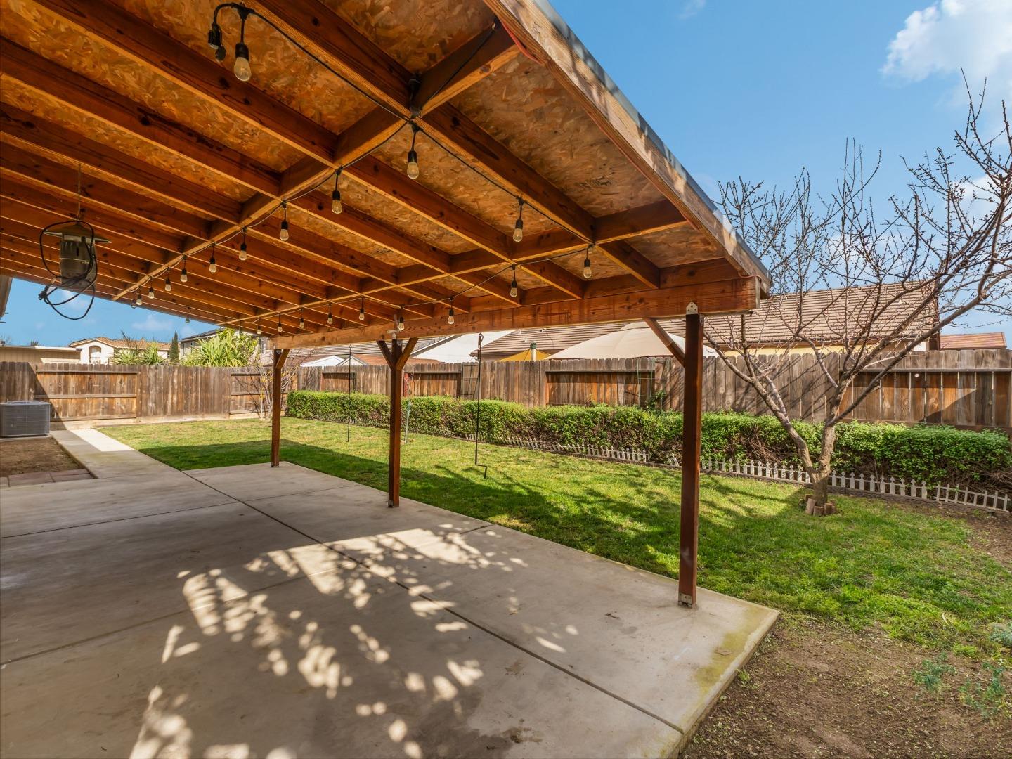 Detail Gallery Image 35 of 41 For 101 Rancho Mirage Rd, Madera,  CA 93638 - 3 Beds | 2 Baths