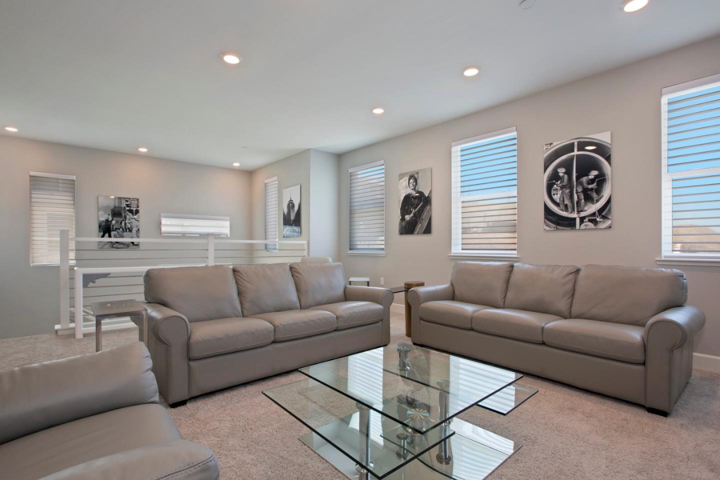 Detail Gallery Image 2 of 18 For 2986 Lina St #7,  San Jose,  CA 95136 - 3 Beds | 3 Baths