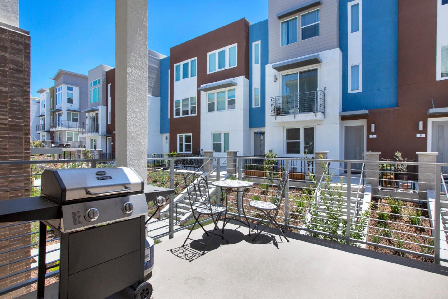 Detail Gallery Image 9 of 18 For 2986 Lina St #7,  San Jose,  CA 95136 - 3 Beds | 3 Baths