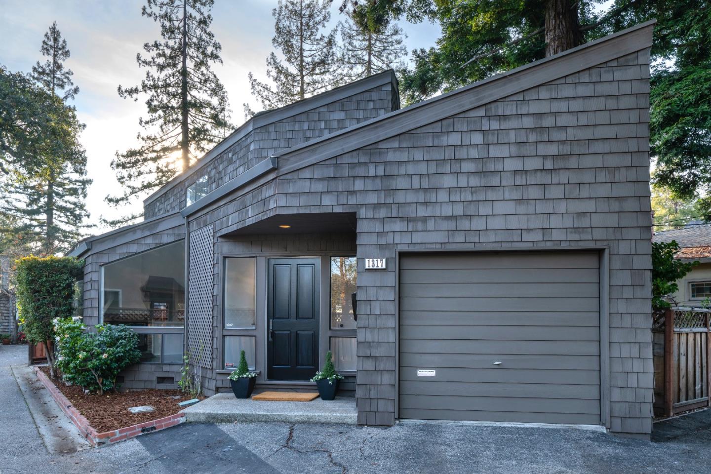 Front Image Thumbnail for ML82034864