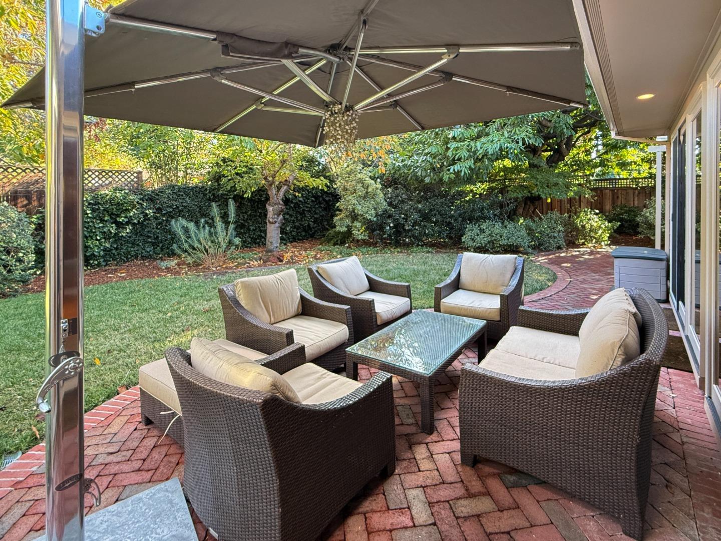 Detail Gallery Image 33 of 47 For 335 Claremont Way, Menlo Park,  CA 94025 - 3 Beds | 2/1 Baths