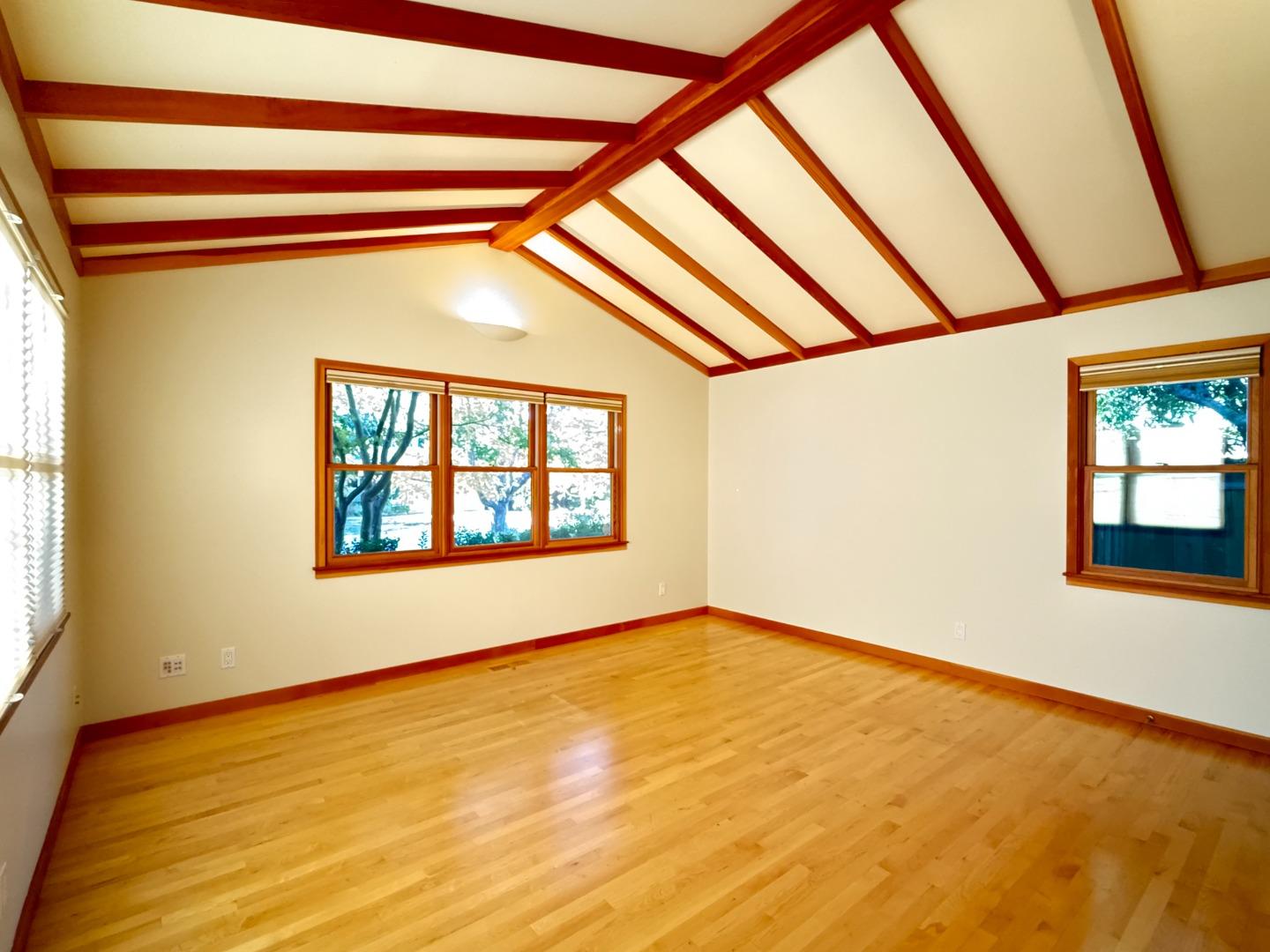 Detail Gallery Image 47 of 47 For 335 Claremont Way, Menlo Park,  CA 94025 - 3 Beds | 2/1 Baths