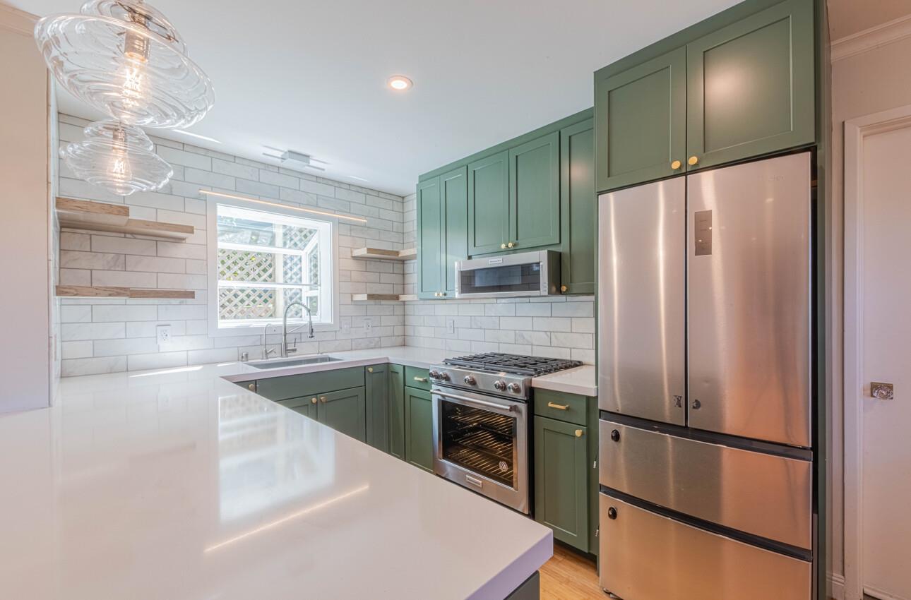 Detail Gallery Image 13 of 36 For 2121 David Ave, Monterey,  CA 93940 - 3 Beds | 2/1 Baths