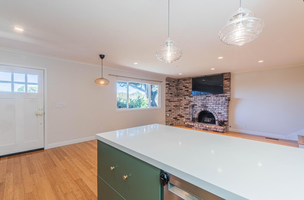 Detail Gallery Image 16 of 36 For 2121 David Ave, Monterey,  CA 93940 - 3 Beds | 2/1 Baths