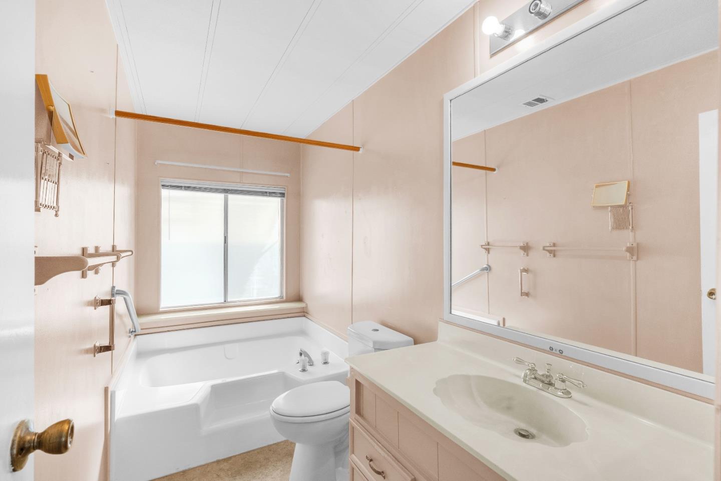 Detail Gallery Image 21 of 47 For 2827 Moss Hollow Dr #2827,  San Jose,  CA 95121 - 2 Beds | 2 Baths