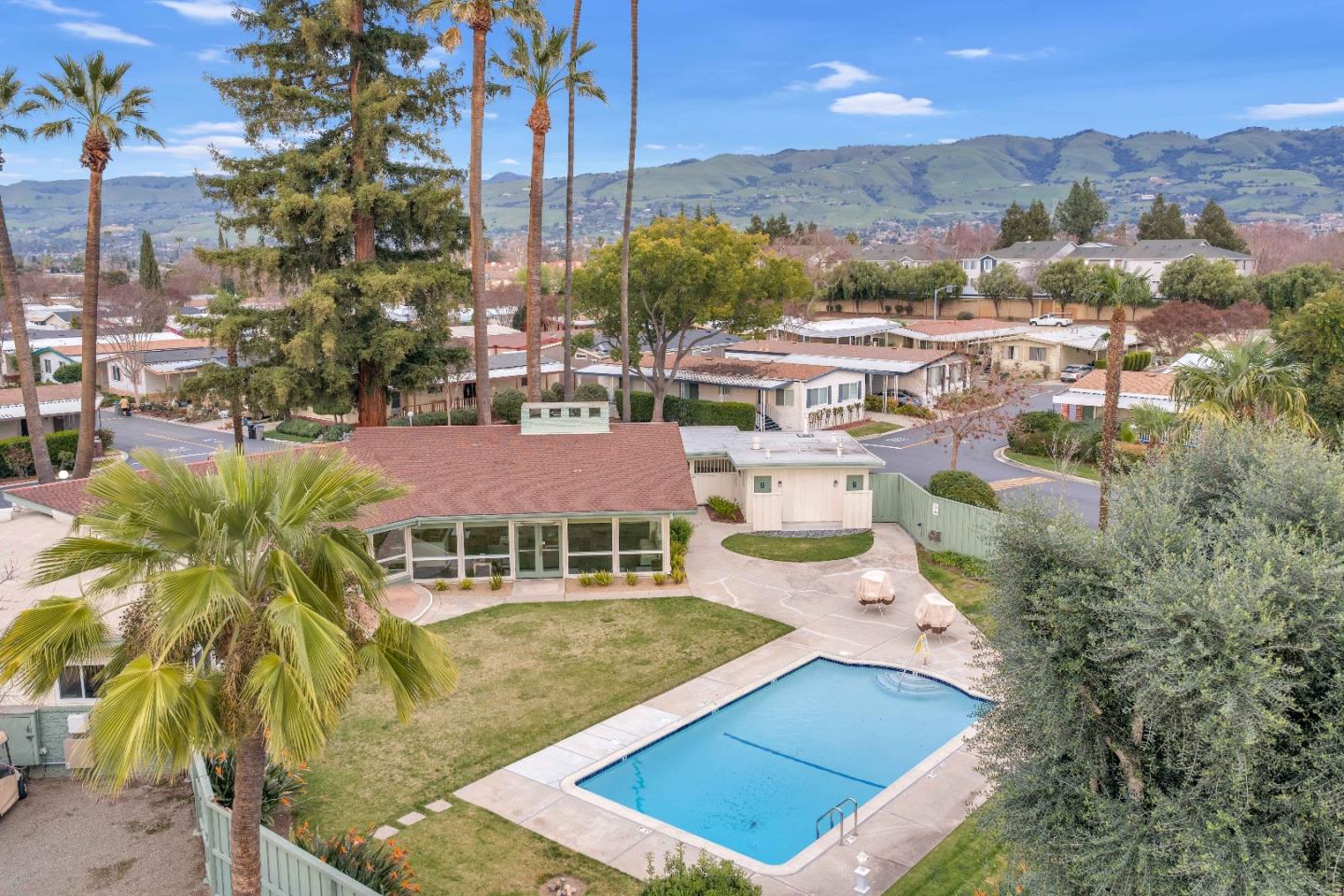 Detail Gallery Image 41 of 47 For 2827 Moss Hollow Dr #2827,  San Jose,  CA 95121 - 2 Beds | 2 Baths