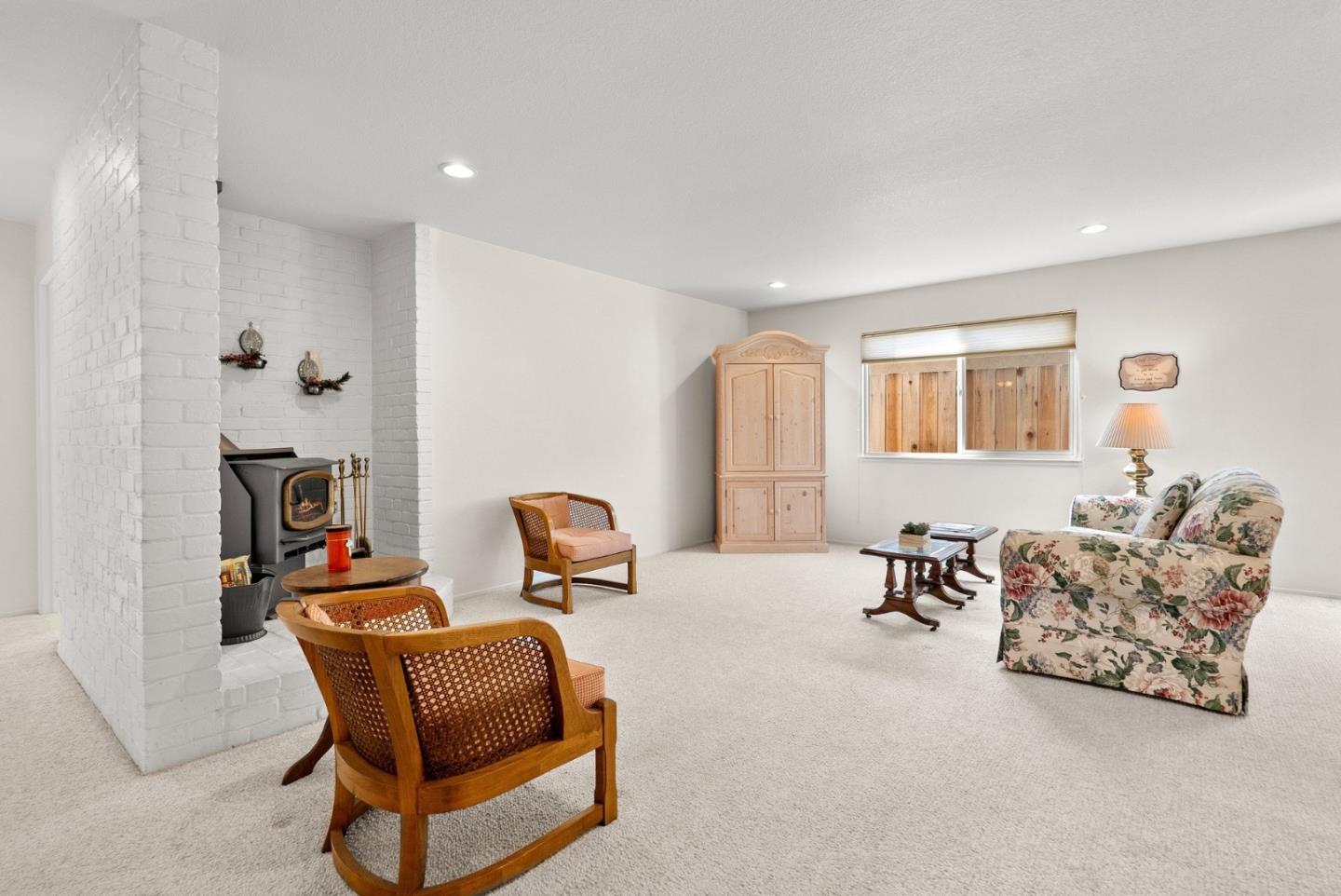 Detail Gallery Image 15 of 52 For 535 Joyce Dr, Watsonville,  CA 95076 - 2 Beds | 2 Baths