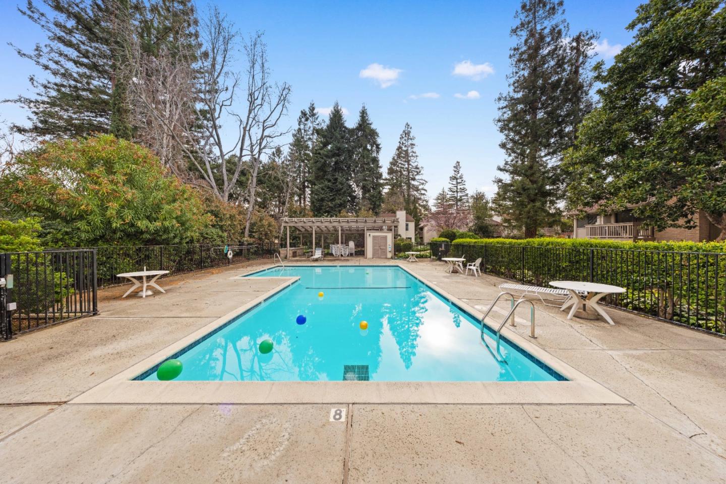 Detail Gallery Image 37 of 45 For 19224 Vineyard, Saratoga,  CA 95070 - 2 Beds | 1/1 Baths