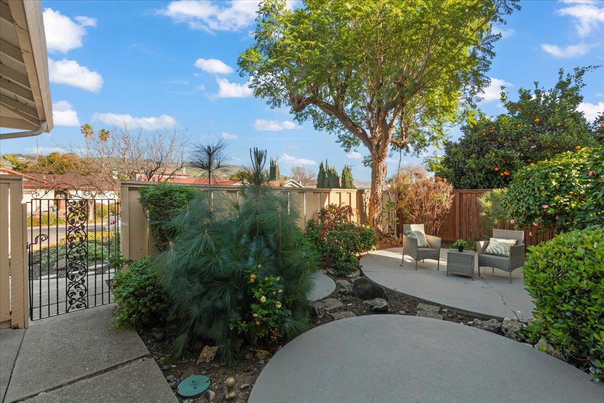 Detail Gallery Image 5 of 43 For 1475 Mardan Dr, San Jose,  CA 95132 - 4 Beds | 2/1 Baths