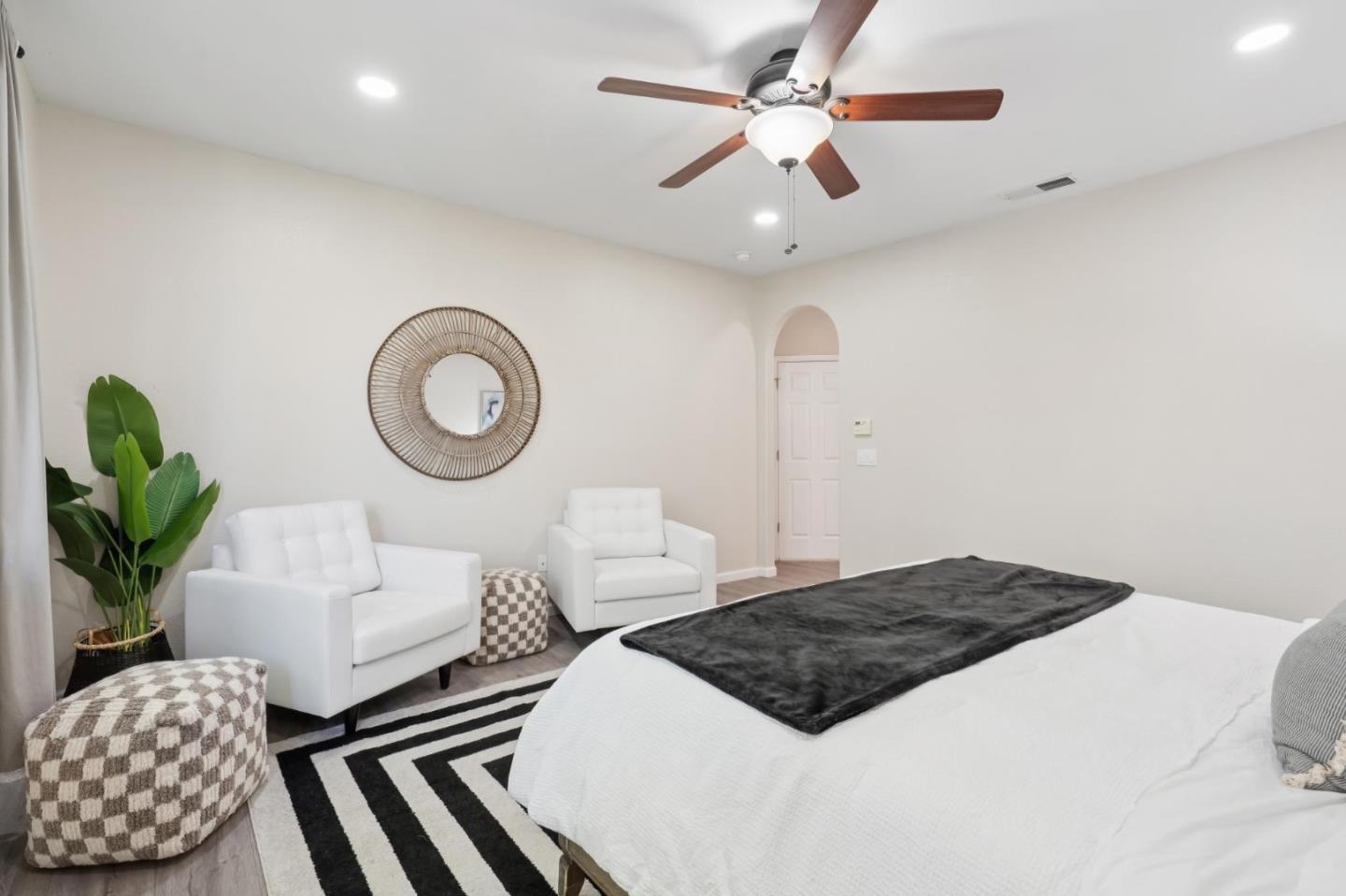 Detail Gallery Image 38 of 70 For 1333 Downieville Dr, El Dorado Hills,  CA 95762 - 4 Beds | 3 Baths