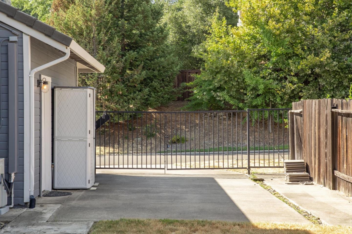 Detail Gallery Image 65 of 70 For 1333 Downieville Dr, El Dorado Hills,  CA 95762 - 4 Beds | 3 Baths