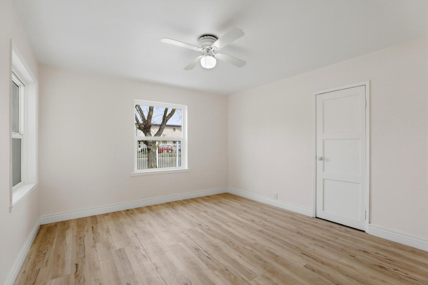 Detail Gallery Image 21 of 32 For 3712 42nd Ave, Sacramento,  CA 95824 - 3 Beds | 1 Baths