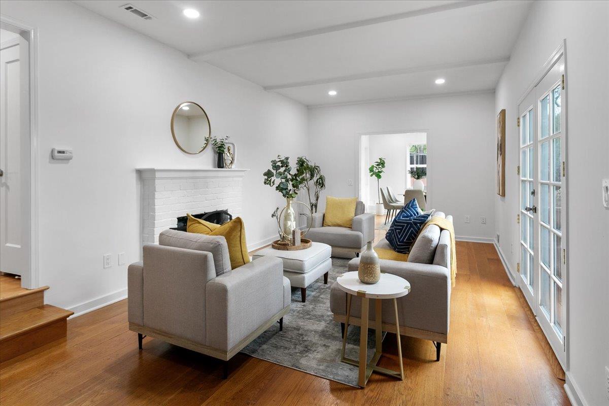 Detail Gallery Image 41 of 67 For 726 Hillcrest Dr, Redwood City,  CA 94062 - 4 Beds | 2/1 Baths