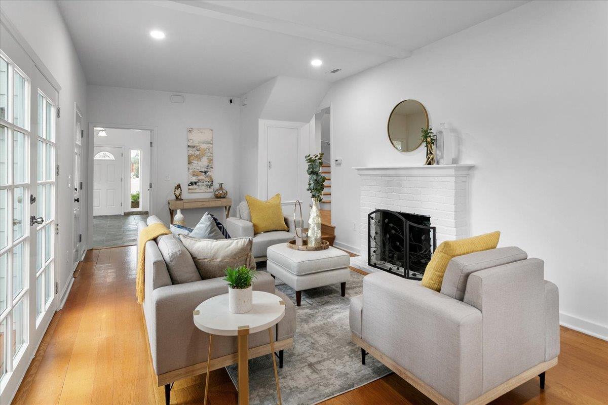 Detail Gallery Image 42 of 67 For 726 Hillcrest Dr, Redwood City,  CA 94062 - 4 Beds | 2/1 Baths